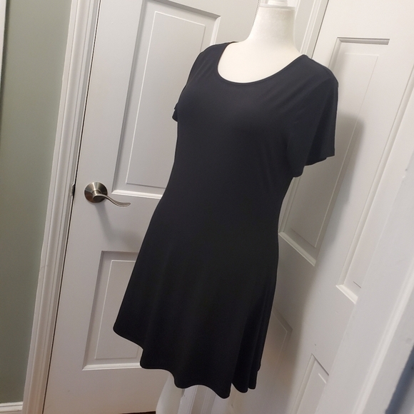 Michael Michael Kors Black A-Line Stretchy Knit Dress, Size Large S/S - Picture 2 of 9